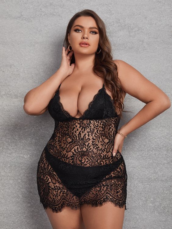Plus Floral Lace Scallop Trim Slips